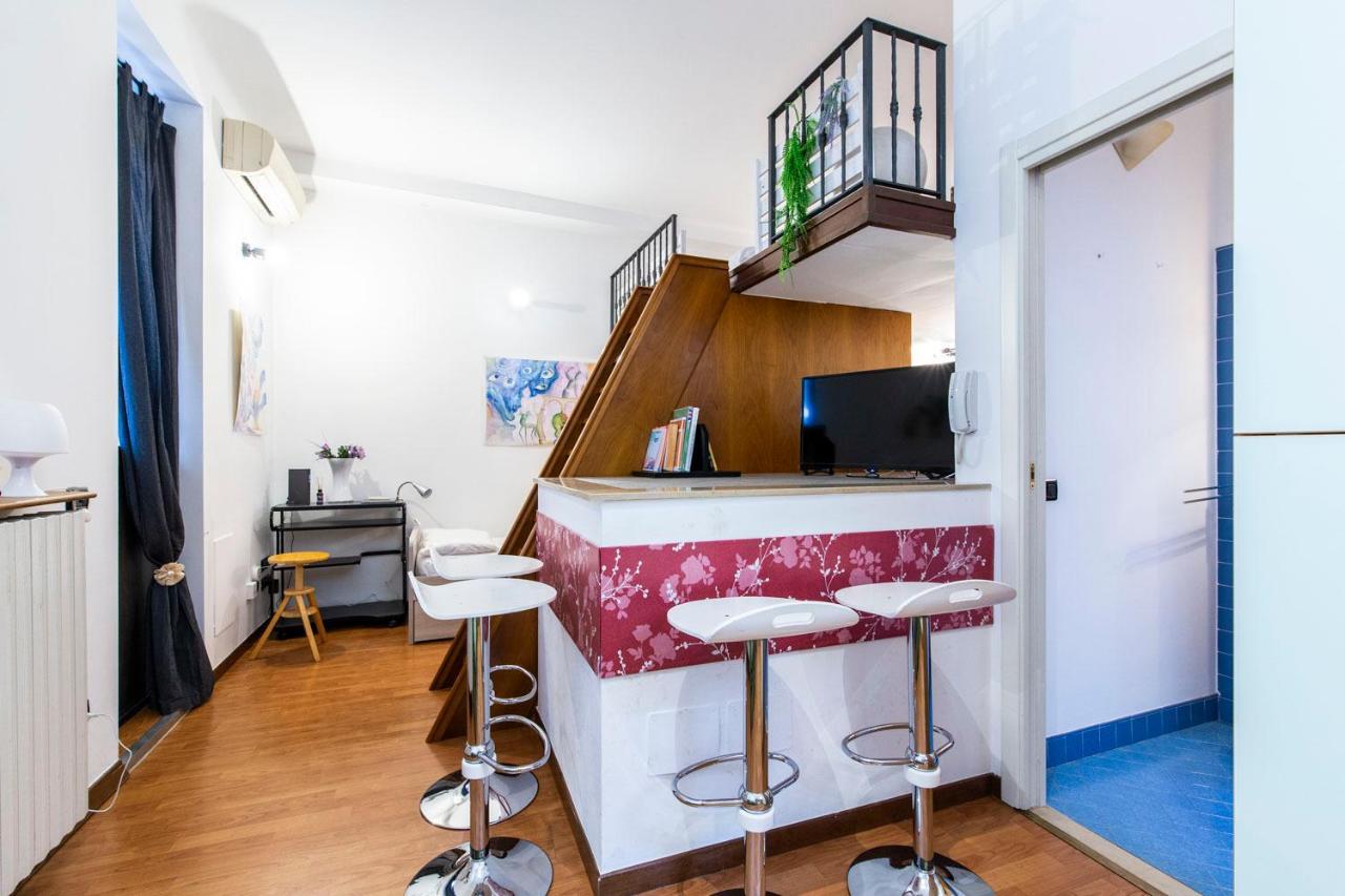 Extensive Terrace Navigli Toy Artistic Apartment Milano Eksteriør billede